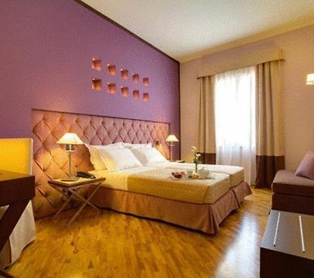 Hotel Messenion Месина Стая снимка