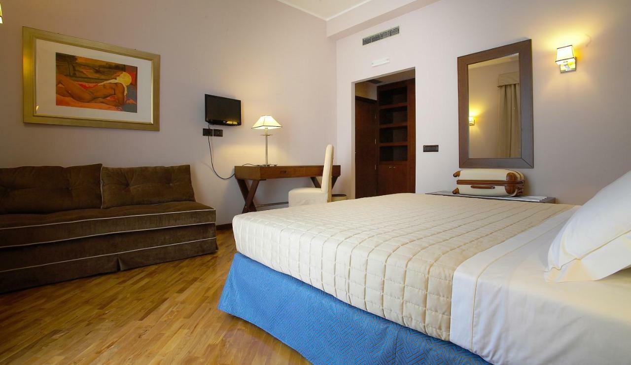 Hotel Messenion Месина Екстериор снимка