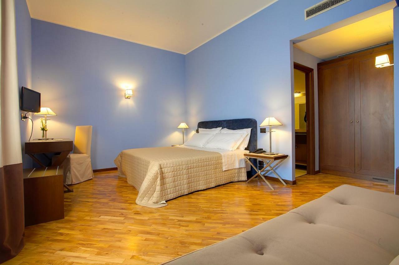 Hotel Messenion Месина Екстериор снимка