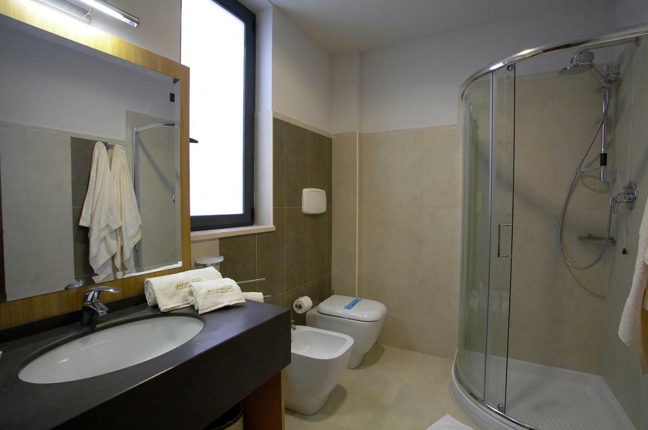 Hotel Messenion Месина Екстериор снимка